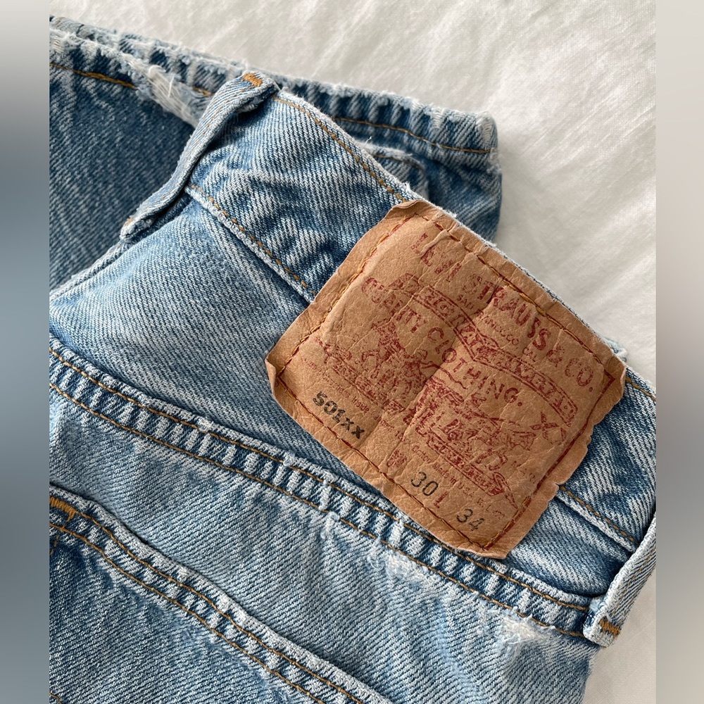 ‼️SOLD‼️ Authentic 90s Vintage Levis 501 Jeans